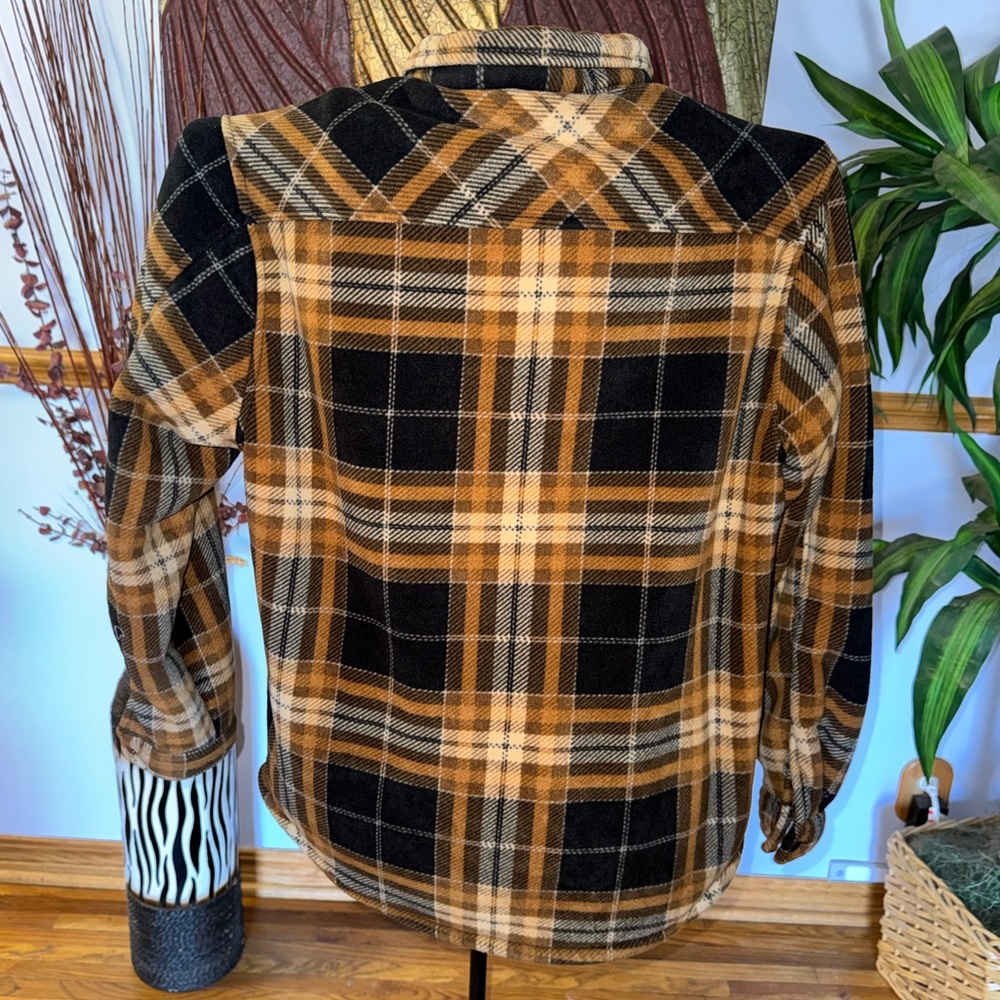 Member’s Mark Sherpa Lined Plaid Shacket View 4